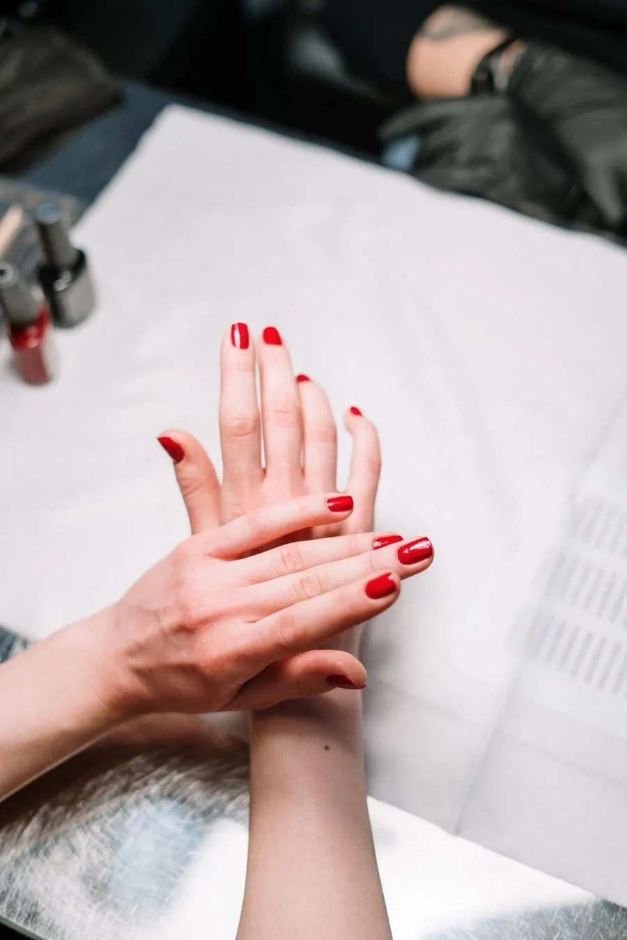 Burnt orange red glossy nails